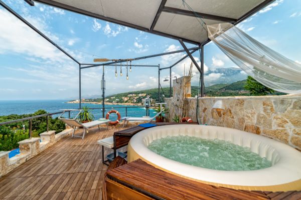 Cost of Spa Deck Construction in Mission Viejo